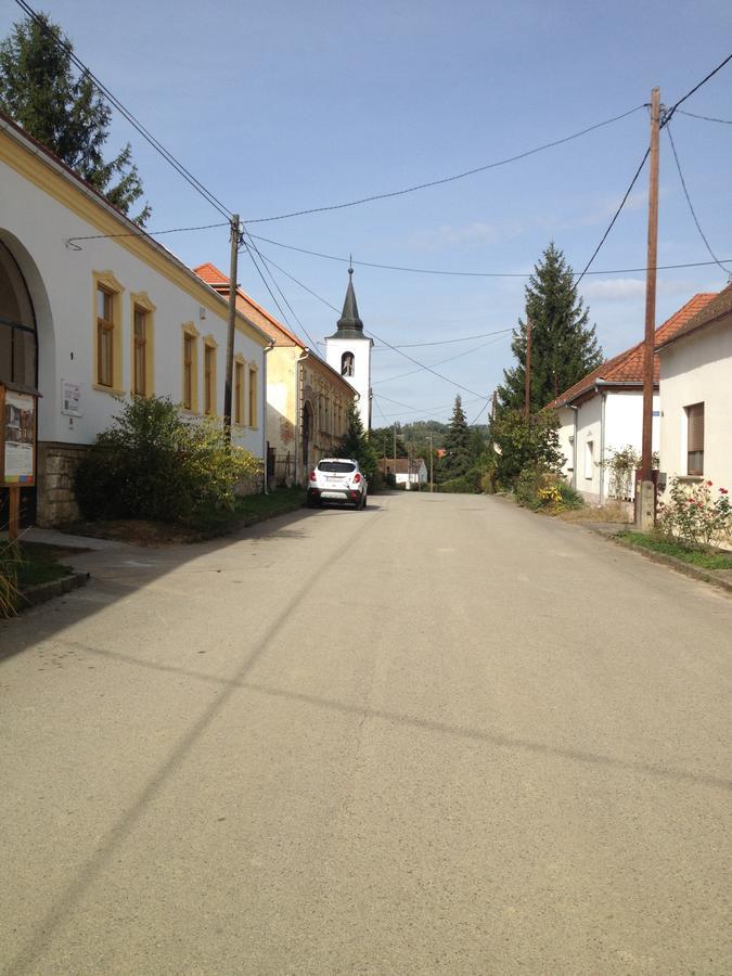 Levendula Porta és Pajtaszínház Hotel Orfű Exterior foto